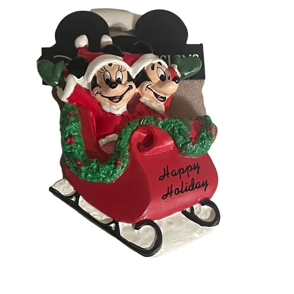 Vintage Disney Desings Happy Holiday Sled Mickey & Minnie Mouse Pin NEW Rare - Picture 1 of 10